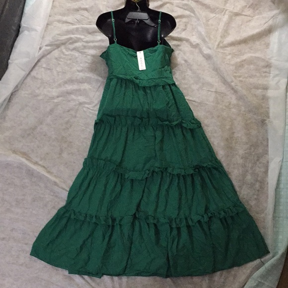 Jolly Green Sundress - Picture 2 of 2